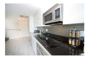 92 SW 3rd St APT 505, Miami, FL 33130, Sold 04/04/22