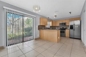 5078 S University Dr, Davie, FL 33328, Sold 03/09/22