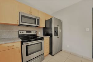 5078 S University Dr, Davie, FL 33328, Sold 03/09/22