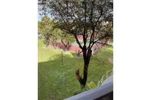 13707 SW Kendale Lakes Cir APT 303, Miami, FL 33183, Sold 05/27/22