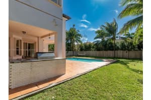 16332 SW 62nd Ter, Miami, FL 33193, Sold 03/31/22