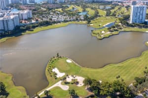 3701 N Country Club Dr APT 2006, Aventura, FL 33180, Sold 03/31/22