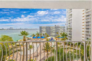 7601 E Treasure Dr APT 922, North Bay Village, FL 33141, Sold 03/14/22