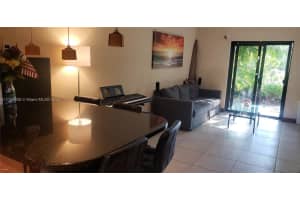 2914 NE 8th Terrace APT 103, Wilton Manors, FL 33334, Sold 04/26/22