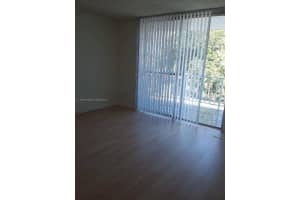 492 NW 165th St c315, Miami, FL 33169, Sold 03/11/22