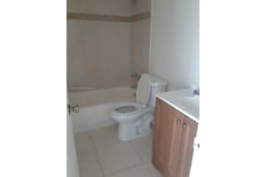 492 NW 165th St c315, Miami, FL 33169, Sold 03/11/22
