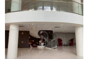 5701 Collins Ave APT 1614, Miami Beach, FL 33140, Sold 06/13/22