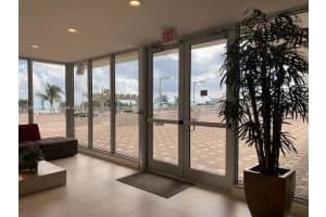 5701 Collins Ave APT 1614, Miami Beach, FL 33140, Sold 06/13/22