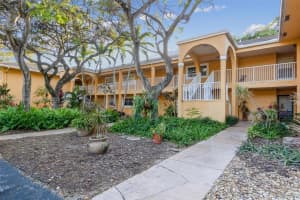 401 SE 10th St APT B107, Dania Beach, FL 33004, Sold 03/14/22