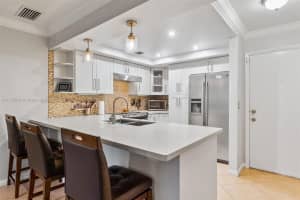 401 SE 10th St APT B107, Dania Beach, FL 33004, Sold 03/14/22