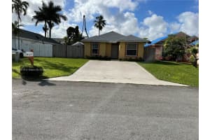 819 SW 10th St, Florida City, FL 33034, Sold 03/23/22