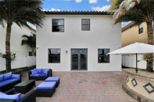 8813 W 34th Ave, Hialeah, FL 33018, Sold 04/08/22