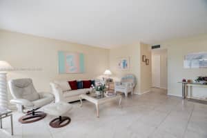 A, 5701 Camino Del Sol APT 107, Boca Raton, FL 33433, Sold 03/31/22