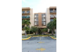 1820 W 53rd St APT 518, Hialeah, FL 33012, Sold 03/15/22