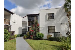 9441 Fontainebleau Blvd APT 201, Miami, FL 33172, Sold 04/07/22