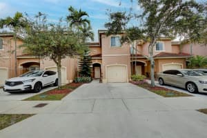 14738 SW 9th Ln, Miami, FL 33194, Sold 03/30/22