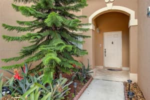 14738 SW 9th Ln, Miami, FL 33194, Sold 03/30/22