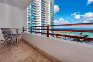 3505 S Ocean Dr APT 707, Hollywood, FL 33019, Sold 03/17/22