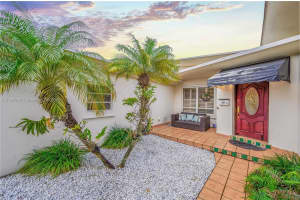 7525 Adventure Ave, North Bay Village, FL 33141, Sold 05/09/22