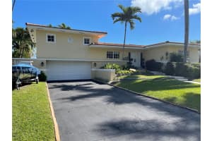 7531 Beach View Dr, North Bay Village, FL 33141, Sold 07/05/22