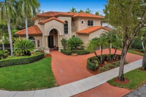 16021 NW 79th Ct, Hialeah, FL 33016, Sold 04/19/22