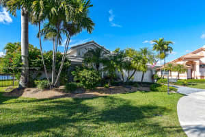 872 Waterview Dr, Weston, FL 33326, Sold 03/31/22