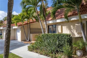 20460 NE 34th Ct #1, Miami, FL 33180, Sold 04/18/22
