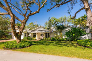 5101 SW 74th Terrace, Miami, FL 33143, Sold 03/28/22