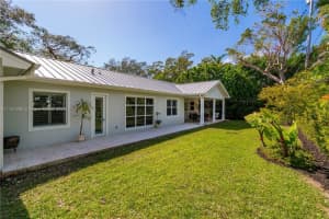 5101 SW 74th Terrace, Miami, FL 33143, Sold 03/28/22