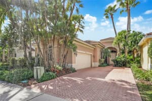 19514 Presidential Way, Miami, FL 33179, Sold 04/26/22