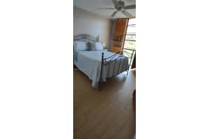 3401 N Country Club Dr APT 411, Aventura, FL 33180, Sold 03/24/22