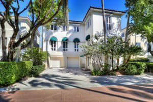 3523 Bayshore Villas Dr, Miami, FL 33133, Sold 05/04/22