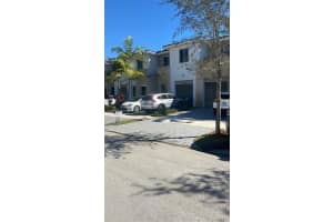 17555 SW 150th Ct, Miami, FL 33187, Sold 06/29/22