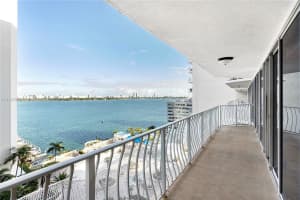 7601 E Treasure Dr APT 1410, North Bay Village, FL 33141, Sold 03/24/22