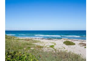 5051 N Hwy A1A Apt 8-4, Fort Pierce, FL 34949, Sold 03/25/22