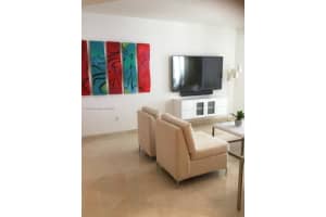 16445 Collins Ave, Sunny Isles Beach, FL 33160, Sold 04/21/22
