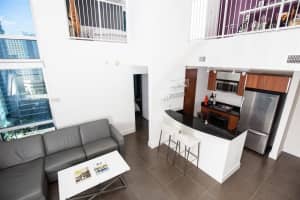 300 S Biscayne Blvd, Miami, FL 33131, Sold 04/15/22