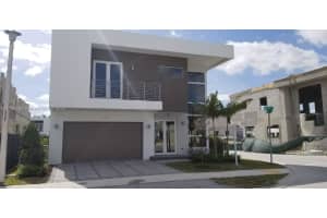 9750 NW 75th St, Doral, FL 33178, Sold 03/18/22