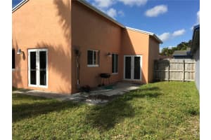 18858 NW 63rd Ct, Hialeah, FL 33015, Sold 04/15/22