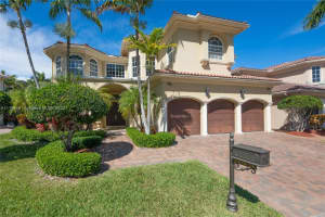 845 Meridian Ln, Hollywood, FL 33019, Sold 03/23/22