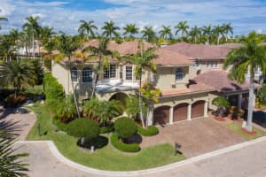 845 Meridian Ln, Hollywood, FL 33019, Sold 03/23/22