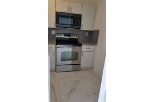 4705 NW 7th St Apt 302-7, Miami, FL 33126, Sold 03/28/22