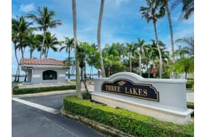14501 SW 136th Pl, Miami, FL 33186, Sold 05/04/22