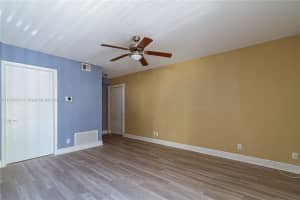 5740 Rock Island Rd APT 285, Tamarac, FL 33319, Sold 05/02/22