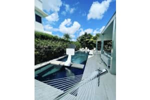 3475 NW 82nd Ct, Doral, FL 33166, Sold 05/26/22