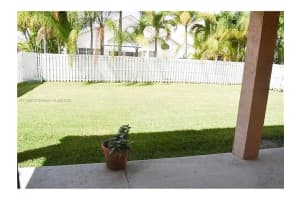 1127 Cedar Falls Dr, Weston, FL 33327, Sold 04/14/22