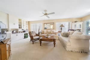 5540 Tamberlane Cir APT 213, Palm Beach Gardens, FL 33418, Sold 05/18/22