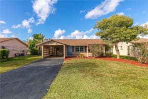 9803 NW 70th St, Tamarac, FL 33321, Sold 03/25/22