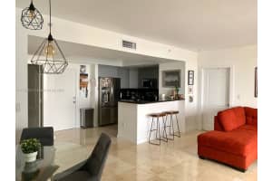 5085 NW 7th St APT 1001, Miami, FL 33126, Sold 05/26/22
