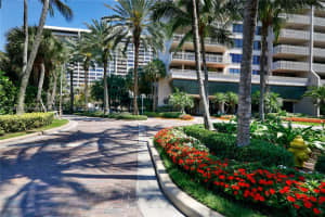 2 Grove Isle Dr B204, Miami, FL 33133, Sold 07/05/22